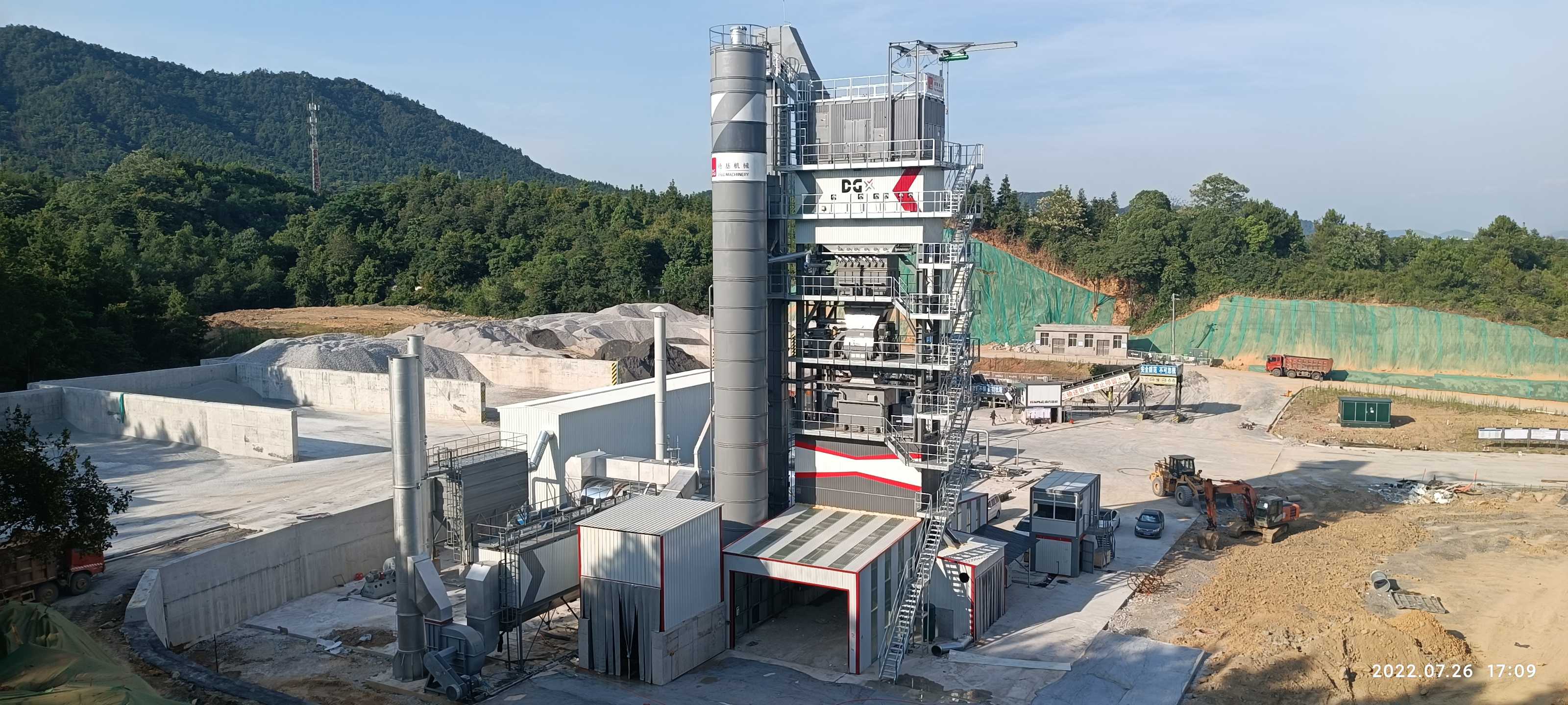 DGX asphalt mixing plant China D&G Machinery